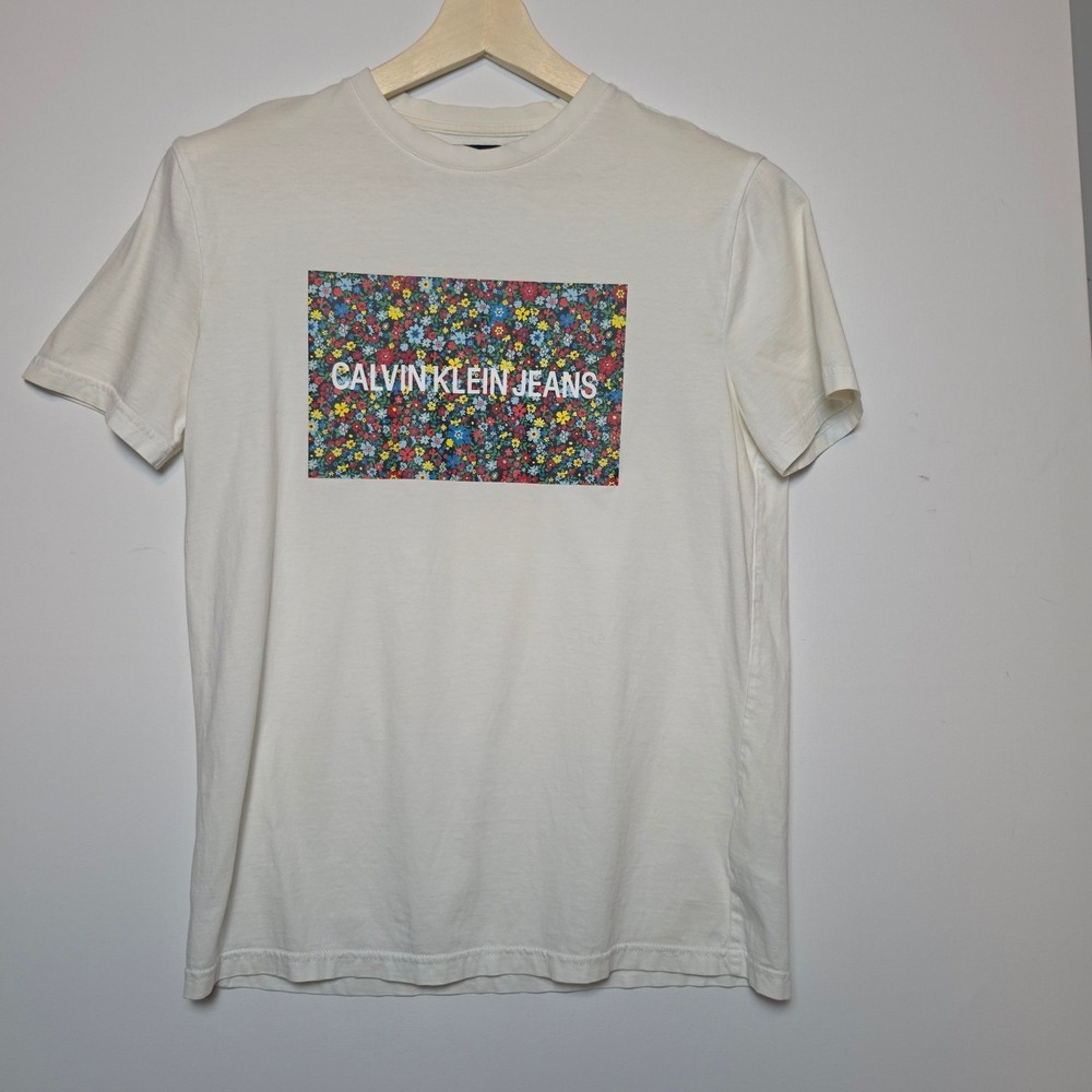 Calvin Klein Jeans Floral Box Logo Graphic T-Shirt Cream White Size Small